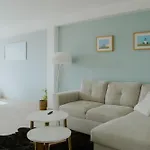 Sunhouse 6 *