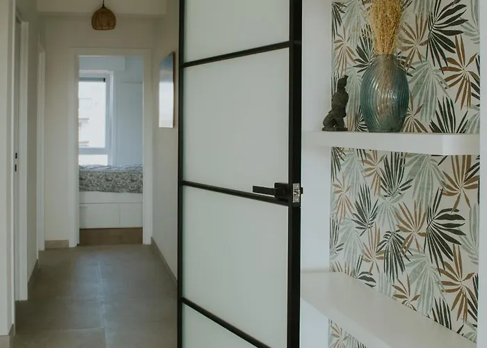 Sunhouse 6 Apartment