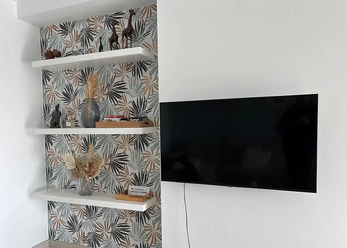 Sunhouse 6 Apartment *